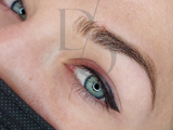 Luxe permanente eyeliner behandeling voor een gedefinieerde ooglook