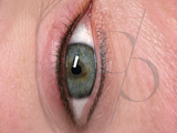 Permanente lashliner behandeling voor een subtiele oogomlijning