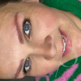Hairstroke wenkbrauwen permanente make-up voor een natuurlijk effect in Friesland